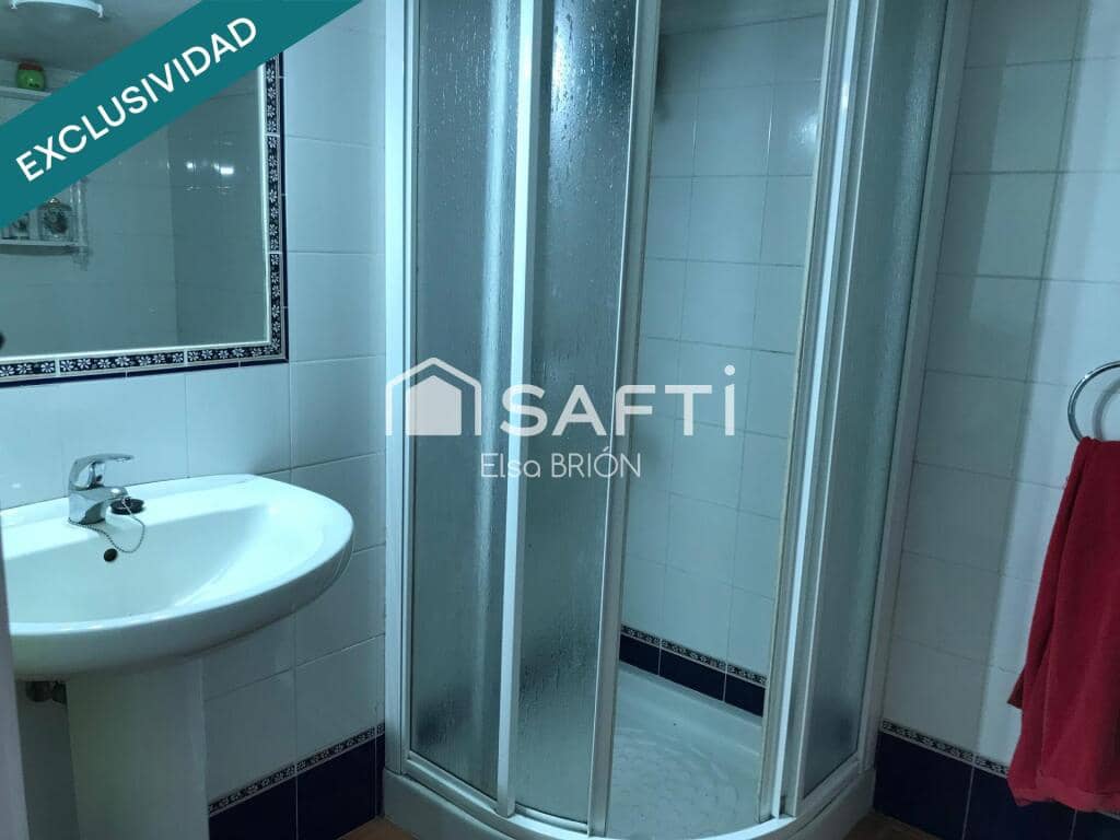 5 bedroom Finca/Country House for sale in Rois with pool - € 370,000 (Ref: 9174024)