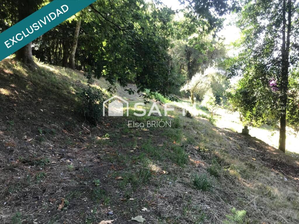 5 bedroom Finca/Country House for sale in Rois with pool - € 370,000 (Ref: 9174024)