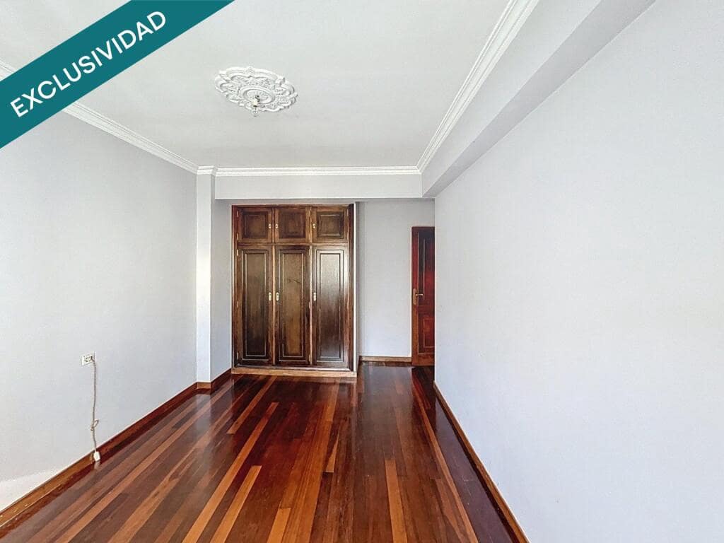 10 sypialnia Willa na sprzedaż w Santiago de Compostela z garażem - 430 000 € (Ref: 9174028)