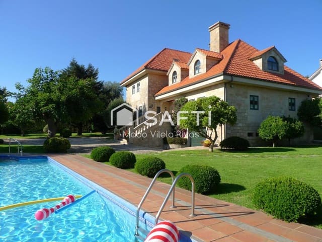 4 soveværelse Villa til salg i Teo med swimmingpool garage - € 975.000 (Ref: 9174030)