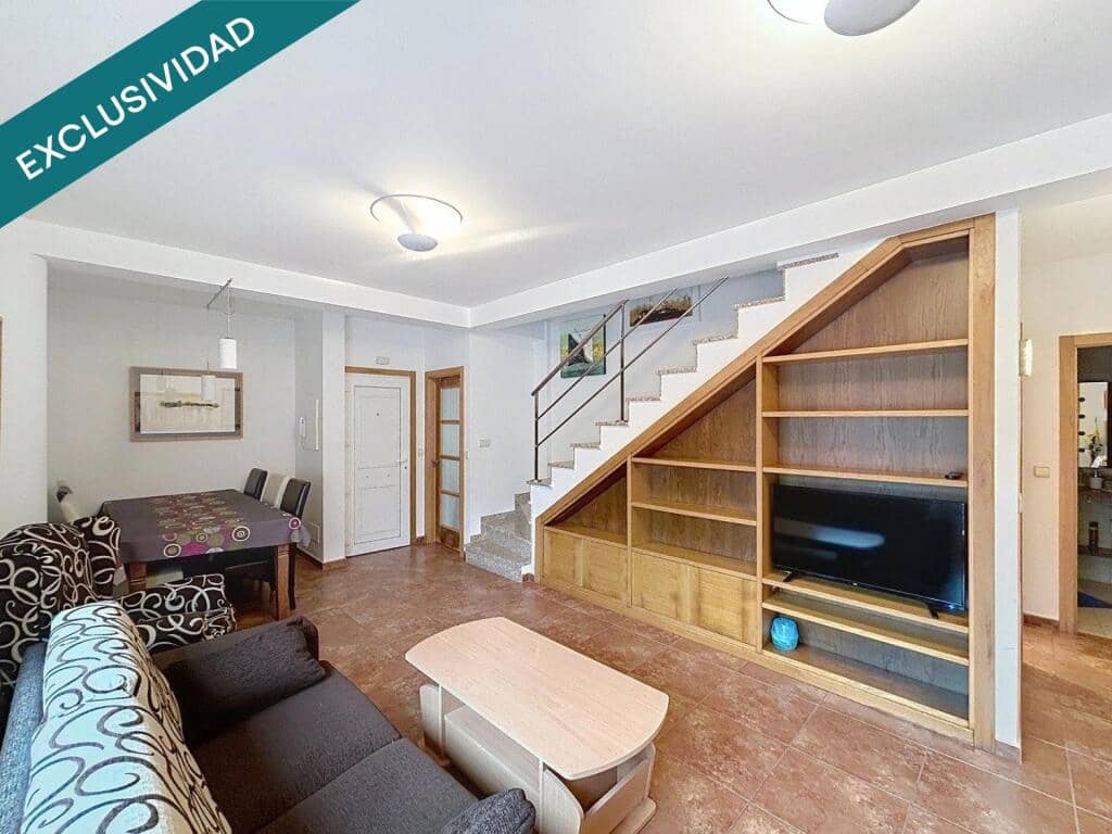 3 bedroom Flat for sale in Cangas with garage - € 395,000 (Ref: 9174032)