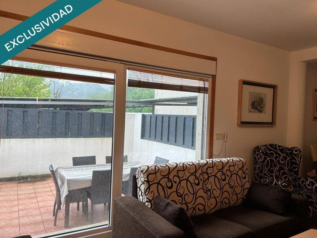 3 bedroom Flat for sale in Cangas with garage - € 395,000 (Ref: 9174032)