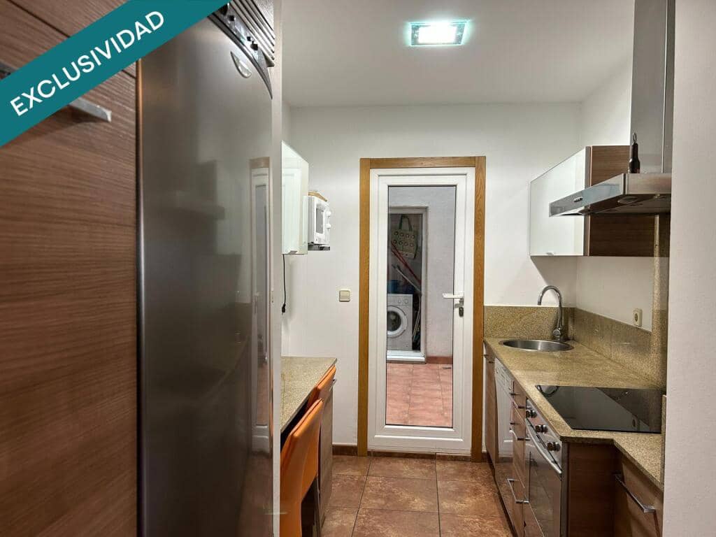 3 bedroom Flat for sale in Cangas with garage - € 395,000 (Ref: 9174032)