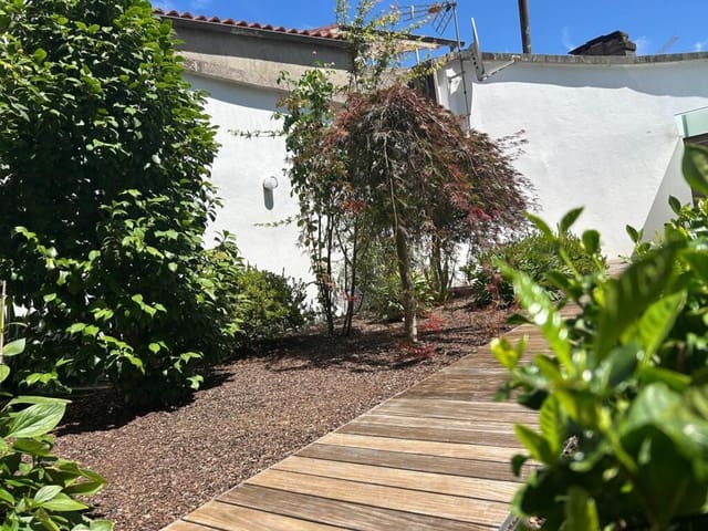 3 makuuhuone Rivitalo myytävänä paikassa Santiago de Compostela - 1 380 000 € (Ref: 9174033)