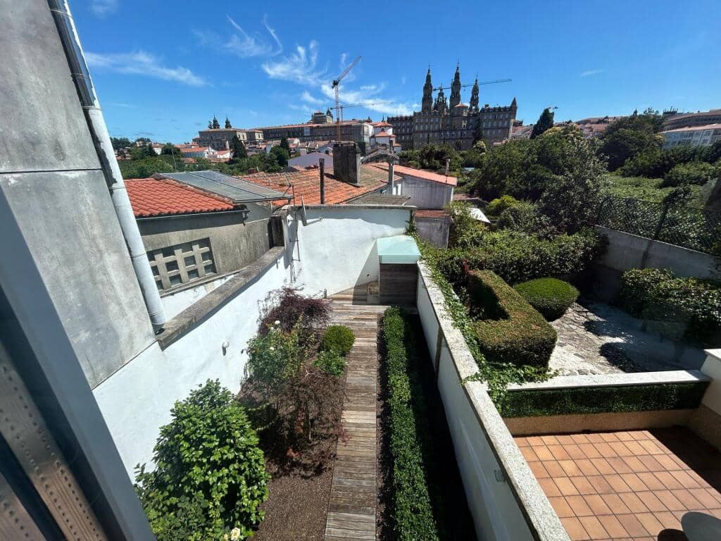 3 soveværelse Rækkehus til salg i Santiago de Compostela - € 1.380.000 (Ref: 9174033)