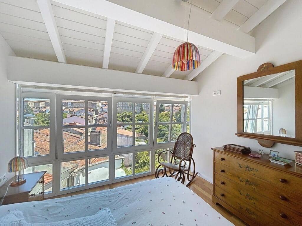 3 soveværelse Rækkehus til salg i Santiago de Compostela - € 1.380.000 (Ref: 9174033)