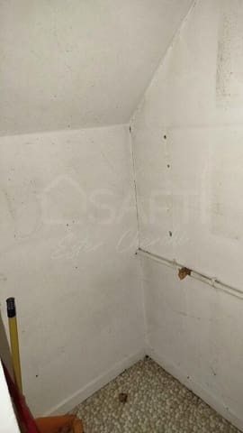 Commercial for rent in Santiago de Compostela - € 590 (Ref: 9174035)