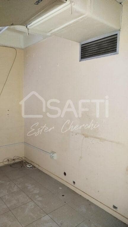 Komercyjne do wynajęcia w Santiago de Compostela - 590 € (Ref: 9174035)