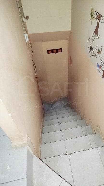 Komercyjne do wynajęcia w Santiago de Compostela - 590 € (Ref: 9174035)