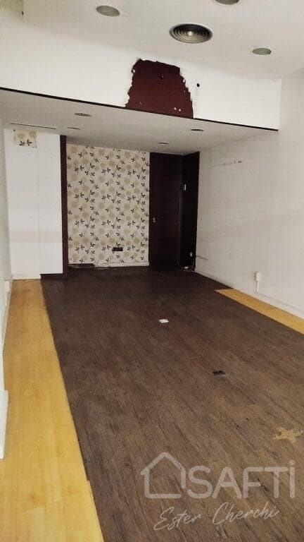 Komercyjne do wynajęcia w Santiago de Compostela - 590 € (Ref: 9174035)