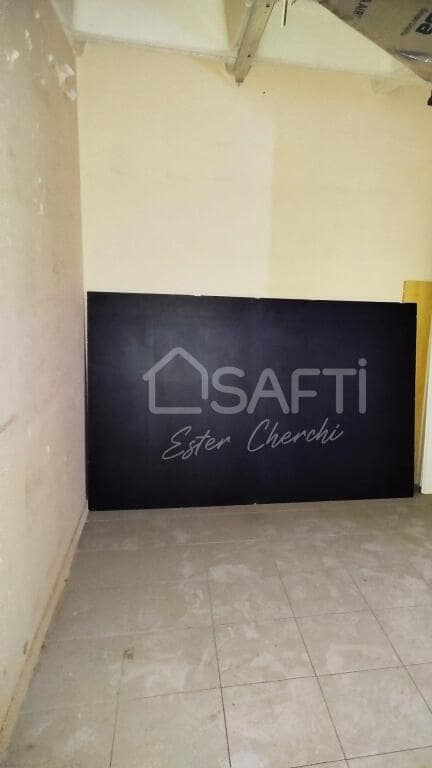 Komercyjne do wynajęcia w Santiago de Compostela - 590 € (Ref: 9174035)