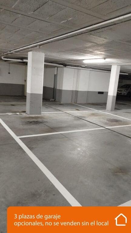 Erhverv til salg i Ames med garage - € 125.000 (Ref: 9174036)