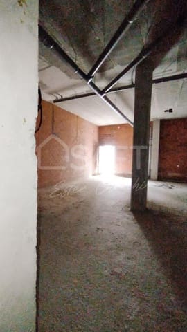 Commercieel te koop in Ames met garage - € 125.000 (Ref: 9174036)