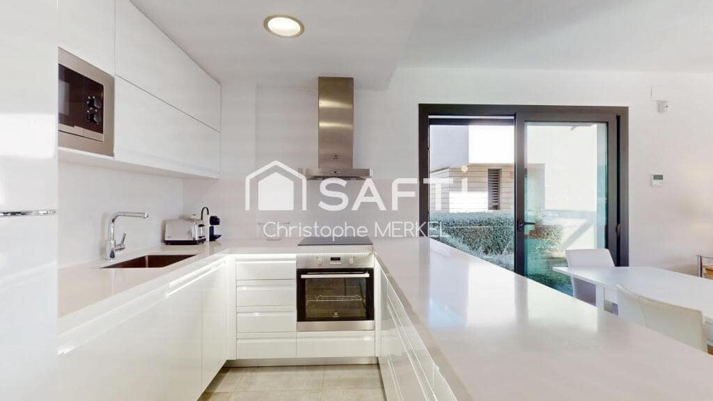 4 chambre Villa/Maison à vendre à Calella de Palafrugell avec piscine garage - 825 000 € (Ref: 9174040)