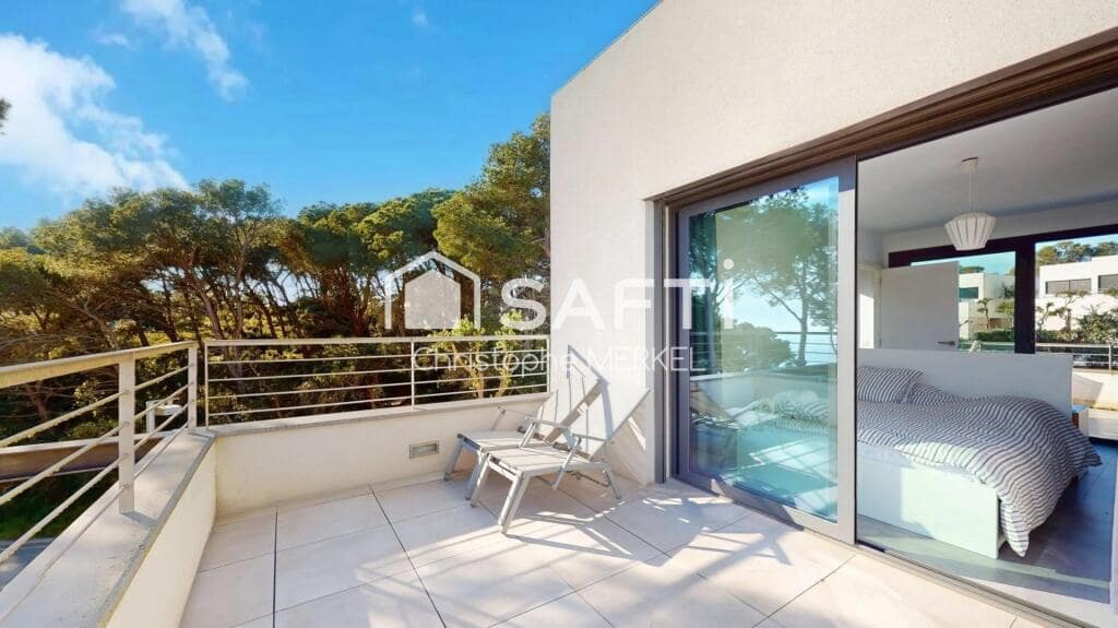 4 chambre Villa/Maison à vendre à Calella de Palafrugell avec piscine garage - 825 000 € (Ref: 9174040)