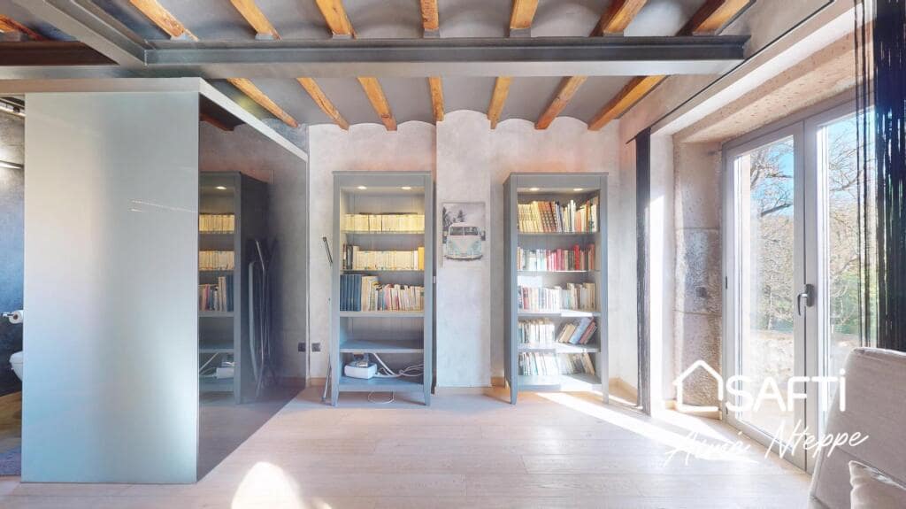 4 soveværelse Finca/Landehus til salg i Sant Joan les Fonts med swimmingpool garage - € 1.250.000 (Ref: 9174043)