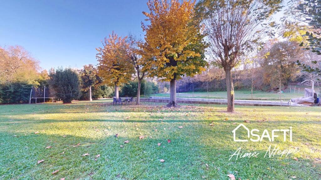 4 soveværelse Finca/Landehus til salg i Sant Joan les Fonts med swimmingpool garage - € 1.250.000 (Ref: 9174043)