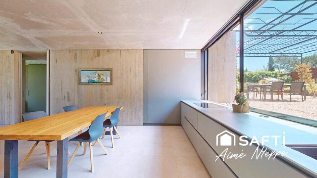 6 slaapkamer Villa te koop in Sant Julia de Ramis met zwembad garage - € 985.000 (Ref: 9174047)