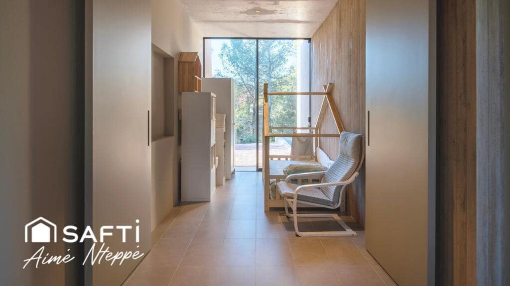 6 slaapkamer Villa te koop in Sant Julia de Ramis met zwembad garage - € 985.000 (Ref: 9174047)