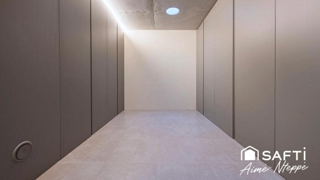 6 slaapkamer Villa te koop in Sant Julia de Ramis met zwembad garage - € 985.000 (Ref: 9174047)