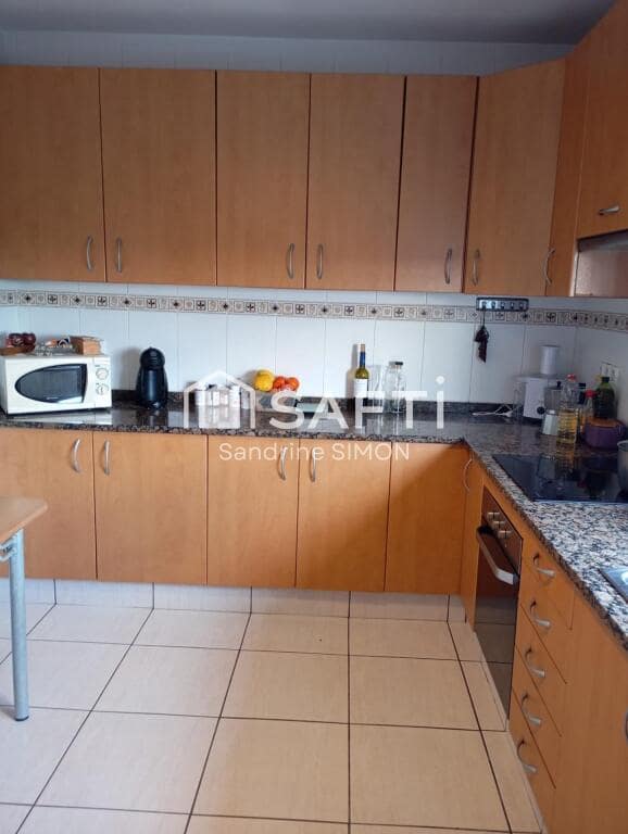 3 slaapkamer Villa te koop in Lloret de Mar met zwembad garage - € 380.000 (Ref: 9174052)