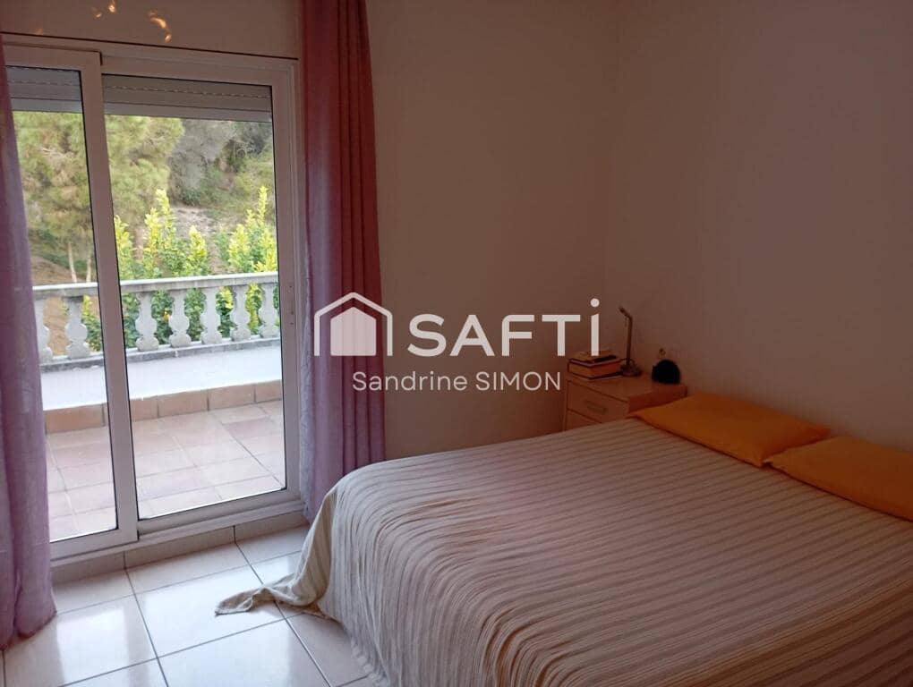 3 slaapkamer Villa te koop in Lloret de Mar met zwembad garage - € 380.000 (Ref: 9174052)