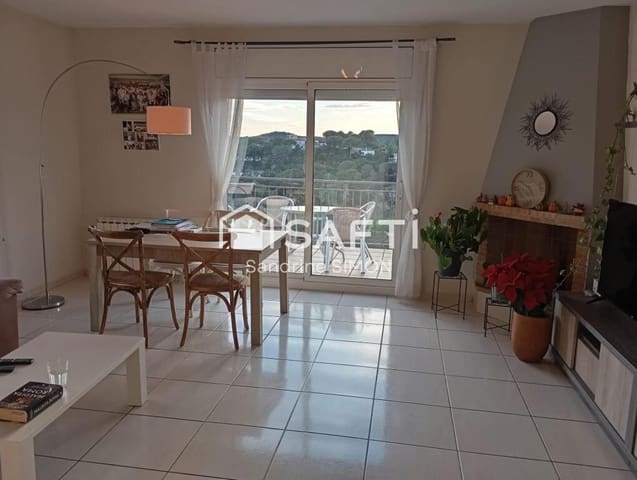 3 bedroom Villa for sale in Urbanitzacions del Nord, Lloret de Mar with pool garage - € 380,000 (Ref: 9174052)
