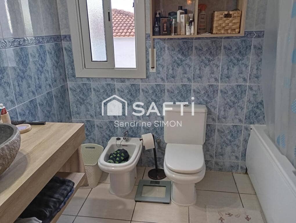 3 slaapkamer Villa te koop in Lloret de Mar met zwembad garage - € 380.000 (Ref: 9174052)