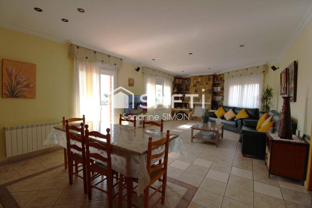 4 sypialnia Willa na sprzedaż w Vidreres z basenem - 315 000 € (Ref: 9174053)