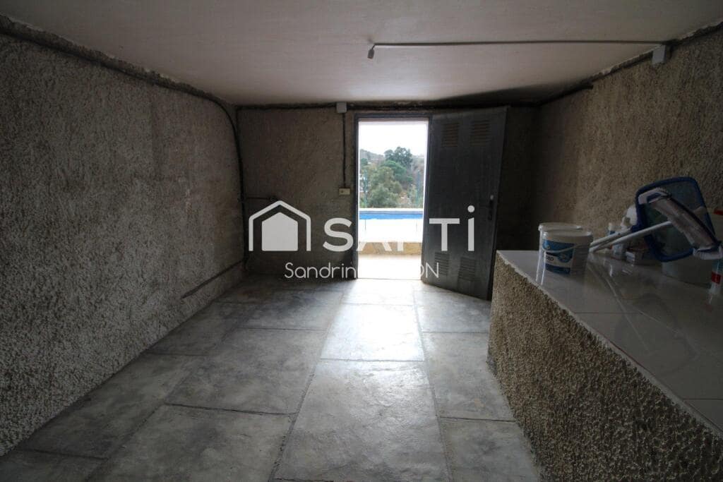 4 sypialnia Willa na sprzedaż w Vidreres z basenem - 315 000 € (Ref: 9174053)