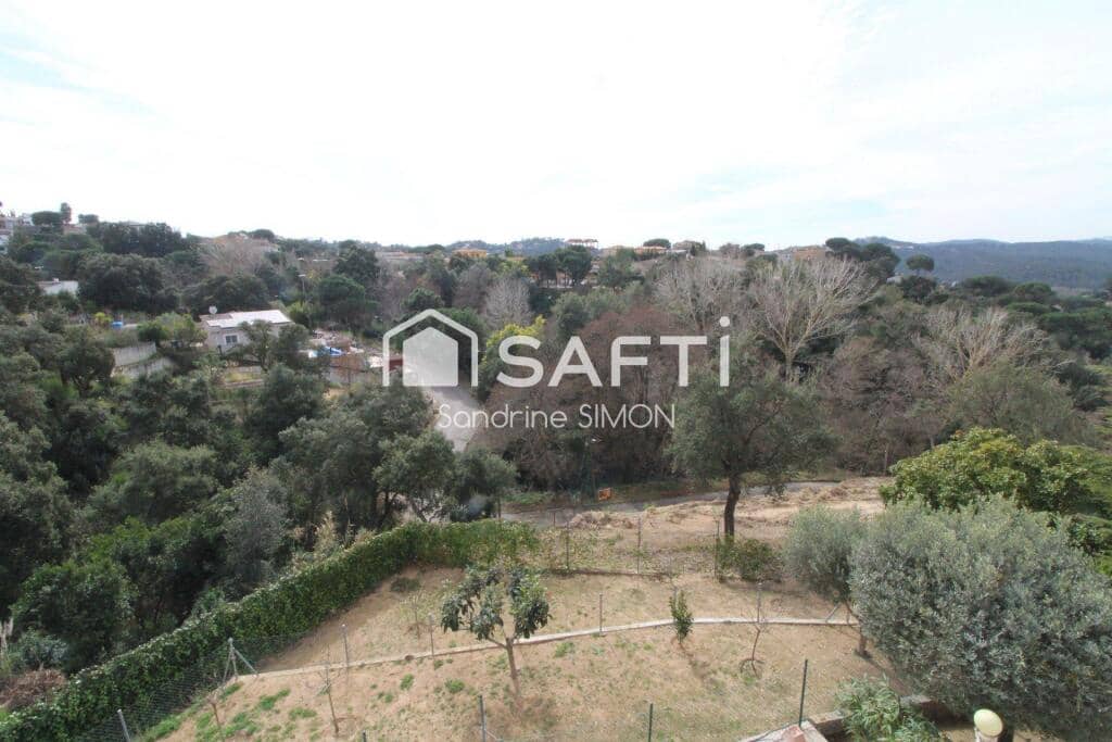 4 sypialnia Willa na sprzedaż w Vidreres z basenem - 315 000 € (Ref: 9174053)