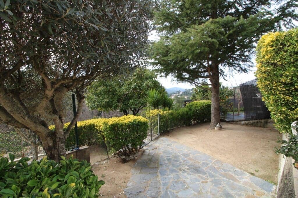 4 sypialnia Willa na sprzedaż w Vidreres z basenem - 315 000 € (Ref: 9174053)