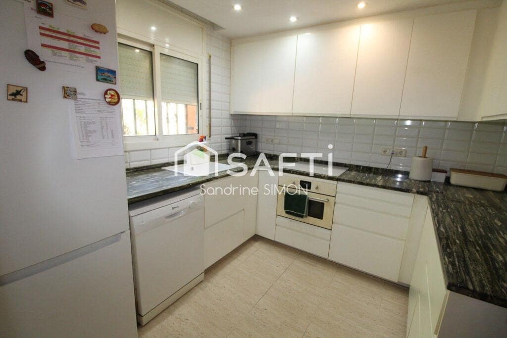 4 soveværelse Villa til salg i Vidreres med swimmingpool garage - € 265.000 (Ref: 9174058)