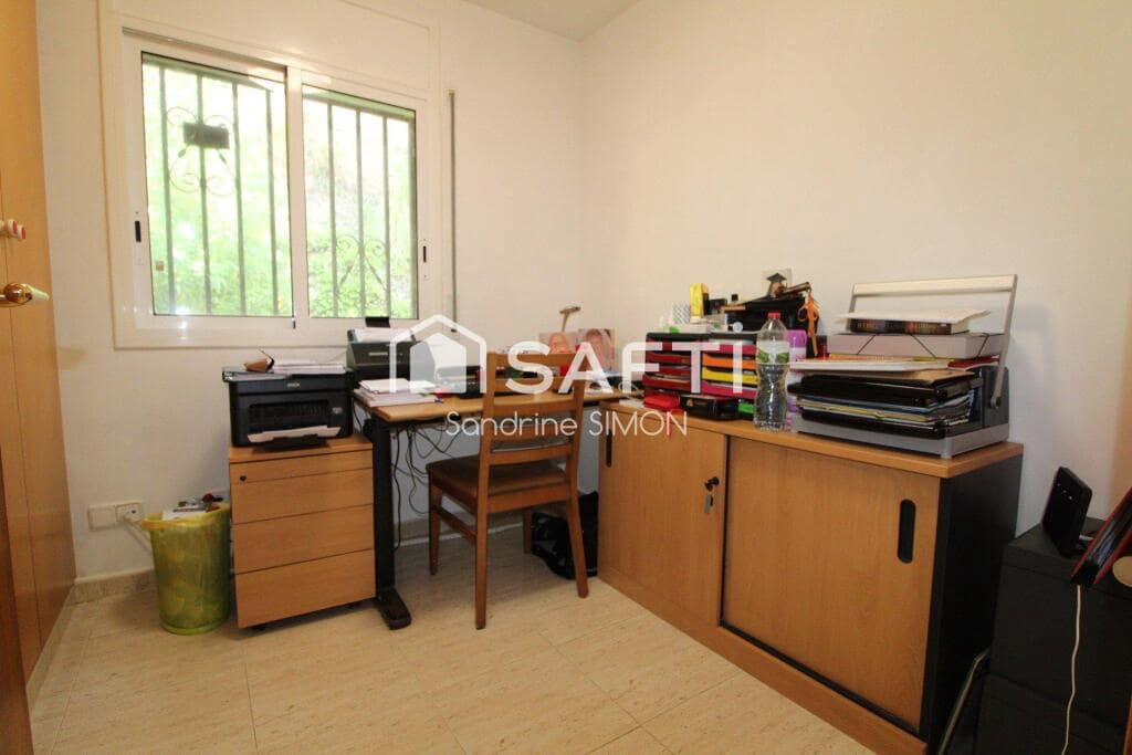 4 soveværelse Villa til salg i Vidreres med swimmingpool garage - € 265.000 (Ref: 9174058)