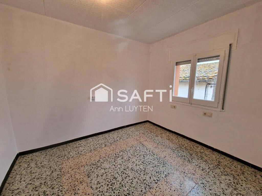 4 slaapkamer Villa te koop in Palau-saverdera met garage - € 249.000 (Ref: 9174062)