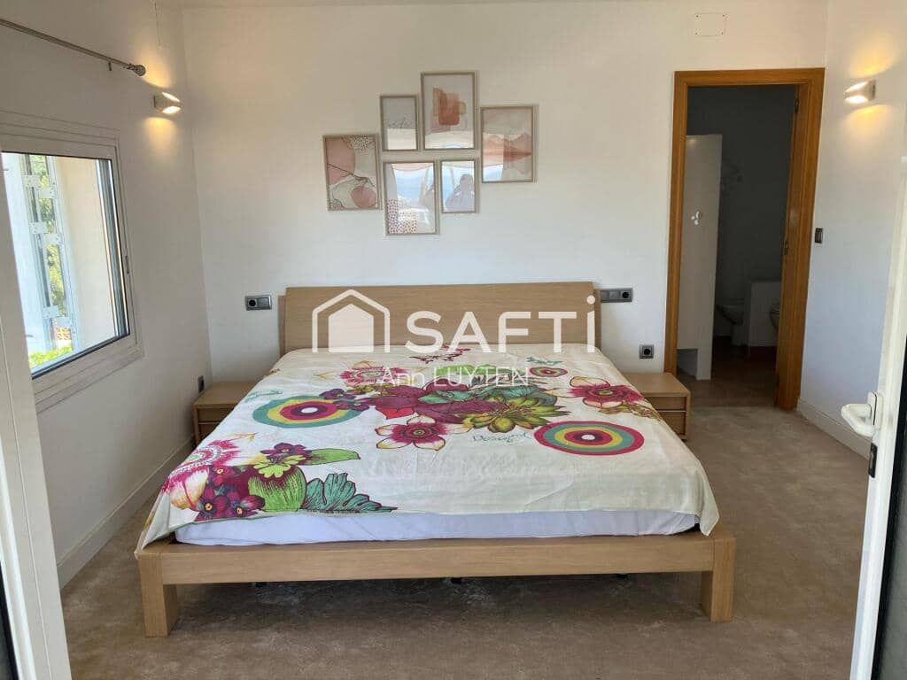 Chalet de 7 habitaciones en Roses en venta con piscina garaje - 649.000 € (Ref: 9174067)