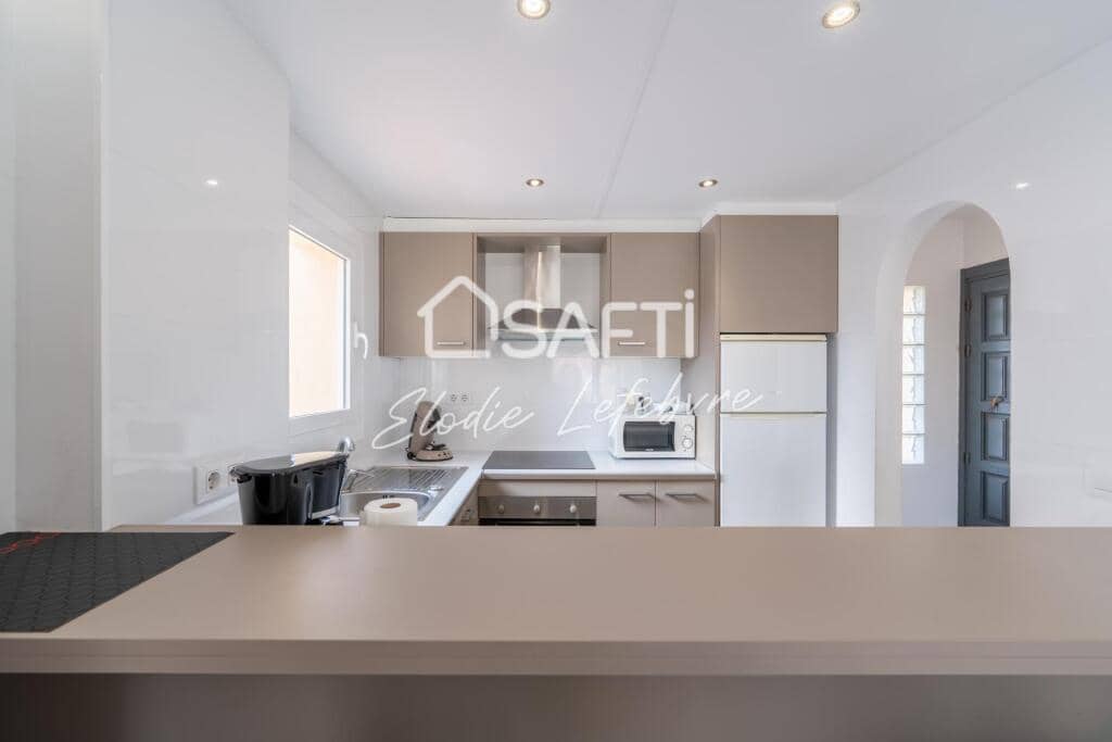 2 soveværelse Lejlighed til salg i Roses - € 225.000 (Ref: 9174073)