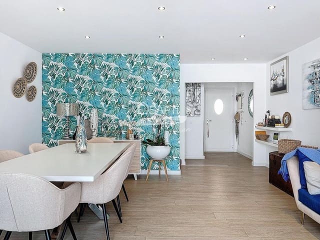 3 soveværelse Villa til salg i Empuriabrava, Castelló d'Empúries - € 549.000 (Ref: 9174075)