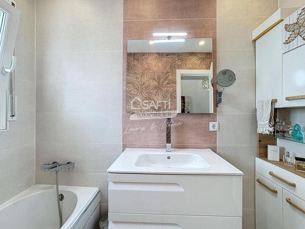 3 soveværelse Villa til salg i Empuriabrava - € 549.000 (Ref: 9174075)