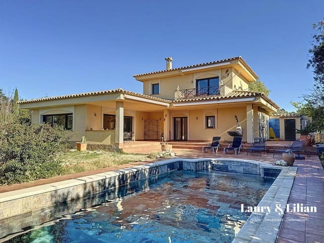 3 sypialnia Willa na sprzedaż w Peralada z basenem garażem - 770 000 € (Ref: 9174077)