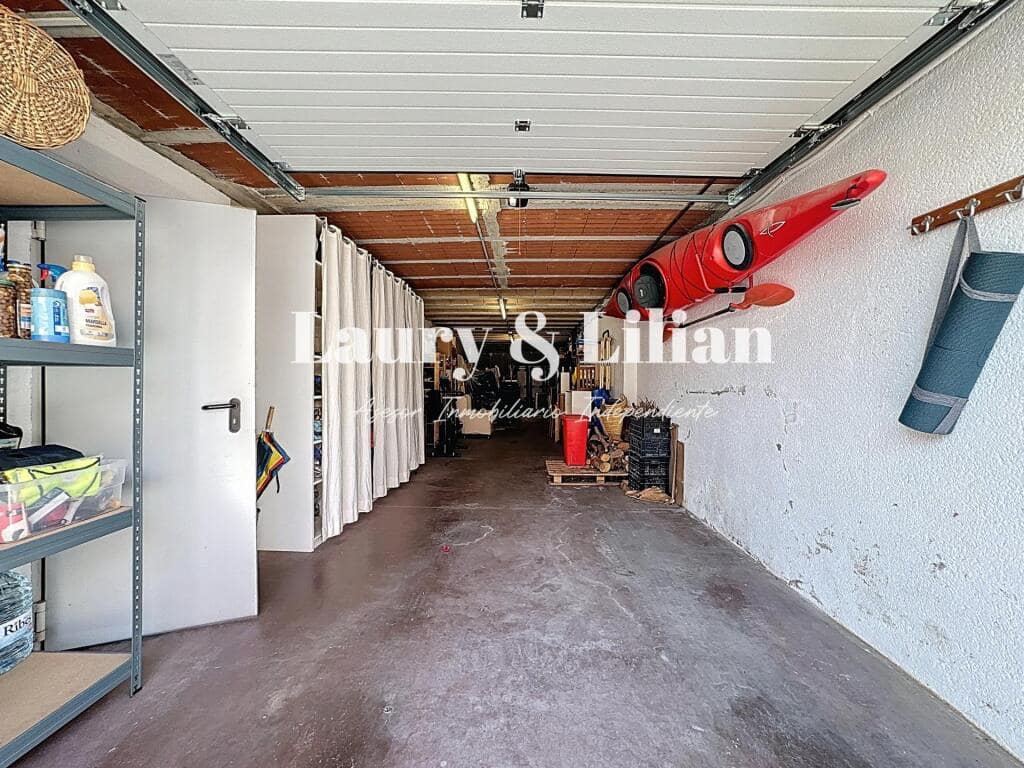 3 bedroom Villa for sale in Vilamaniscle with garage - € 350,000 (Ref: 9174083)