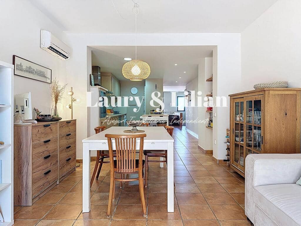 3 bedroom Villa for sale in Vilamaniscle with garage - € 350,000 (Ref: 9174083)