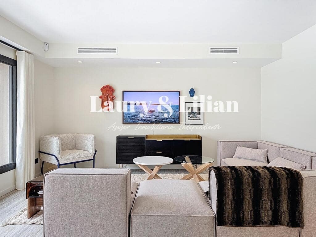 4 sypialnia Willa na sprzedaż w Empuriabrava z basenem - 1 450 000 € (Ref: 9174085)