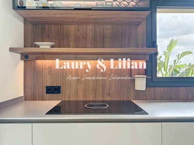 4 sypialnia Willa na sprzedaż w Empuriabrava, Castelló d'Empúries z basenem - 1 450 000 € (Ref: 9174085)