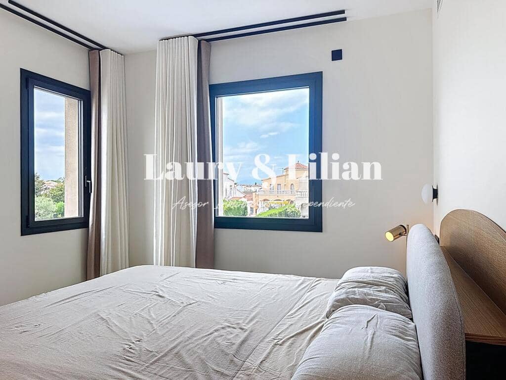 4 sypialnia Willa na sprzedaż w Empuriabrava z basenem - 1 450 000 € (Ref: 9174085)