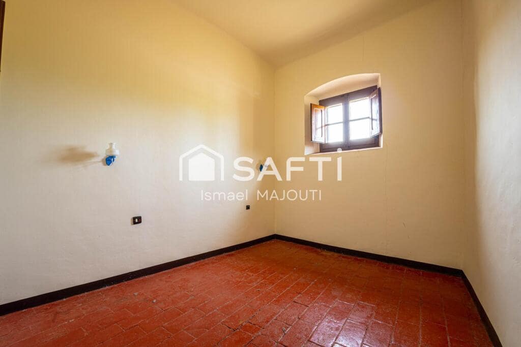 8 soveværelse Villa til salg i La Bisbal d'Emporda med garage - € 630.000 (Ref: 9174091)