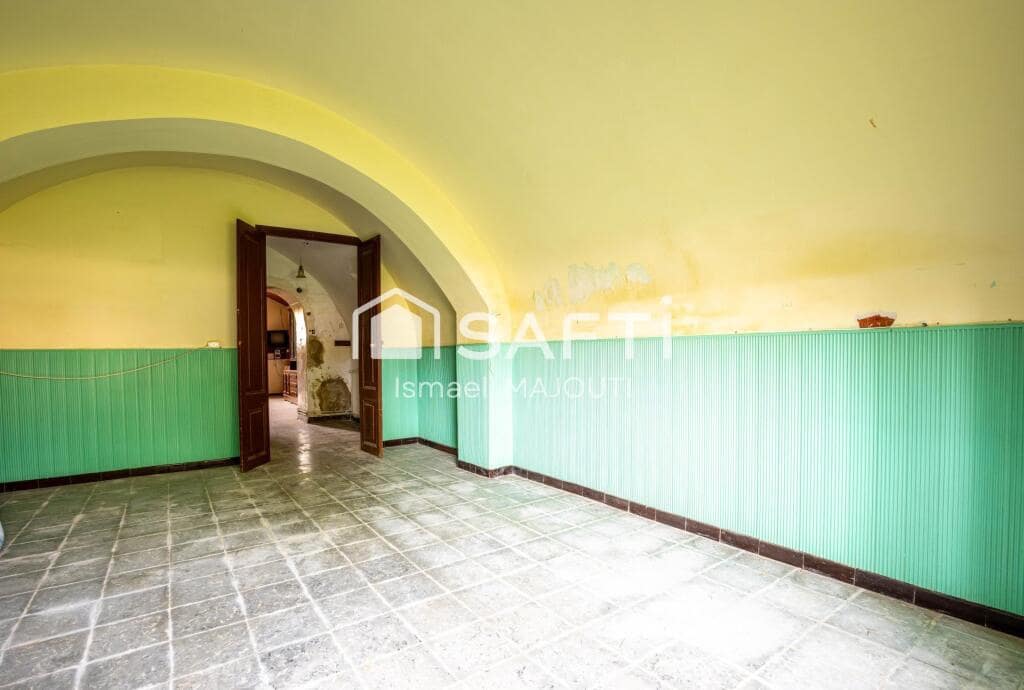 8 soveværelse Villa til salg i La Bisbal d'Emporda med garage - € 630.000 (Ref: 9174091)