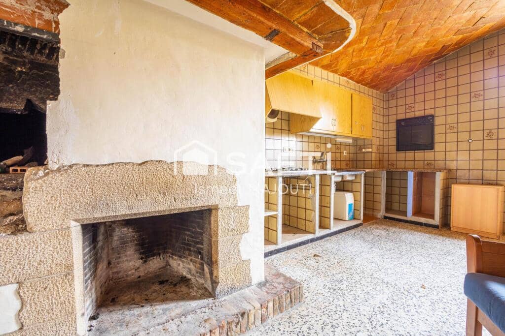 8 soveværelse Villa til salg i La Bisbal d'Emporda med garage - € 630.000 (Ref: 9174091)