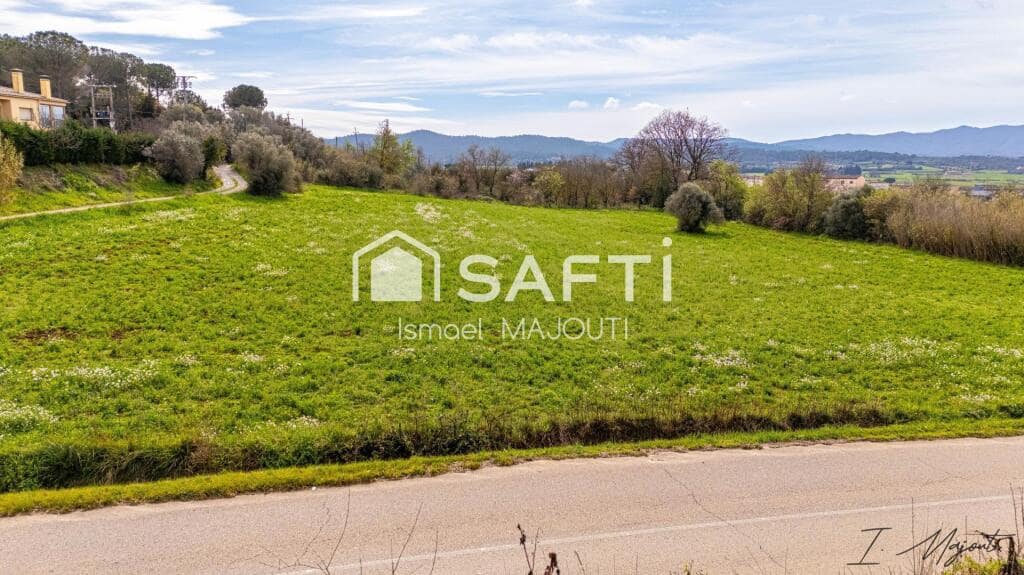 Grunde uden byggetilladelser til salg i Forallac - € 75.000 (Ref: 9174092)