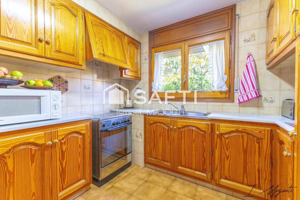 4 soveværelse Villa til salg i Forallac med garage - € 585.000 (Ref: 9174093)